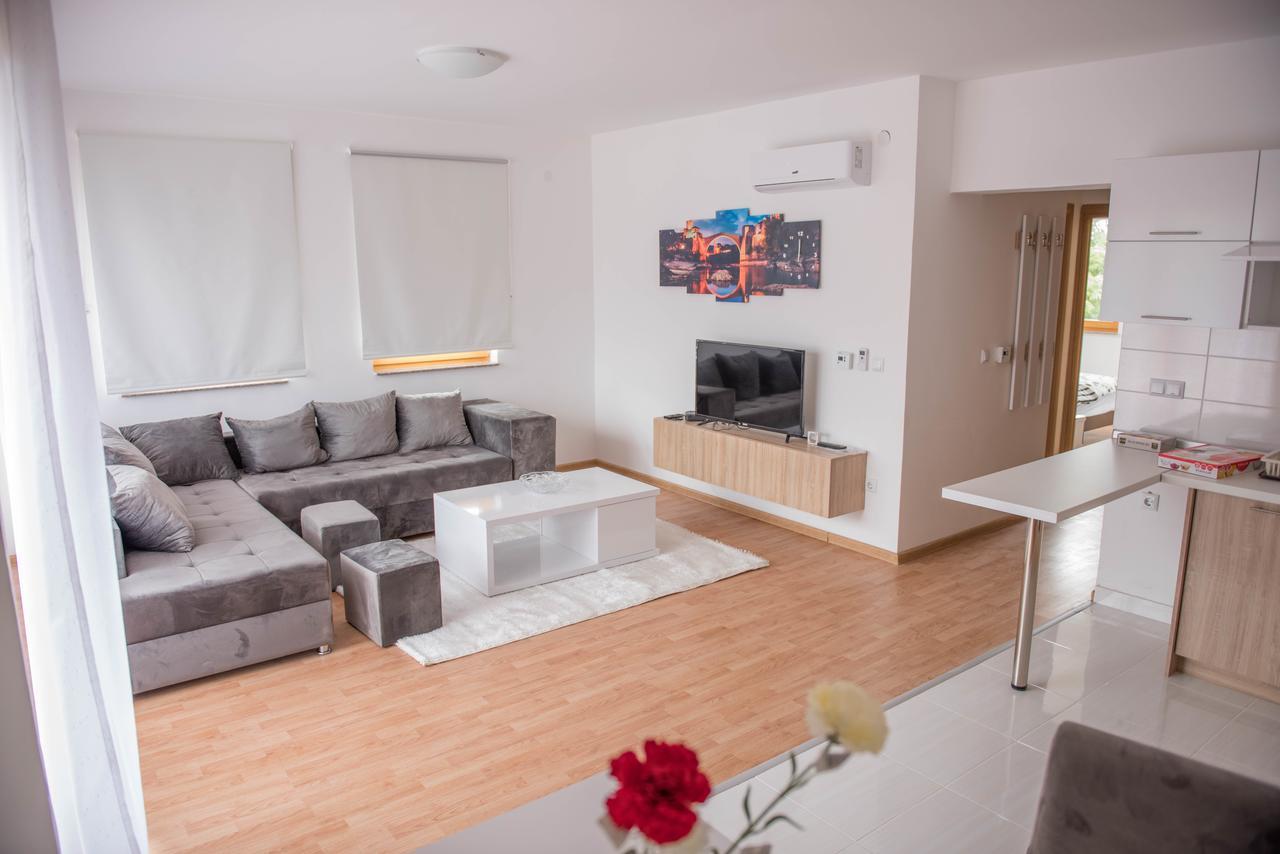 Leader Apartment Сараево Экстерьер фото