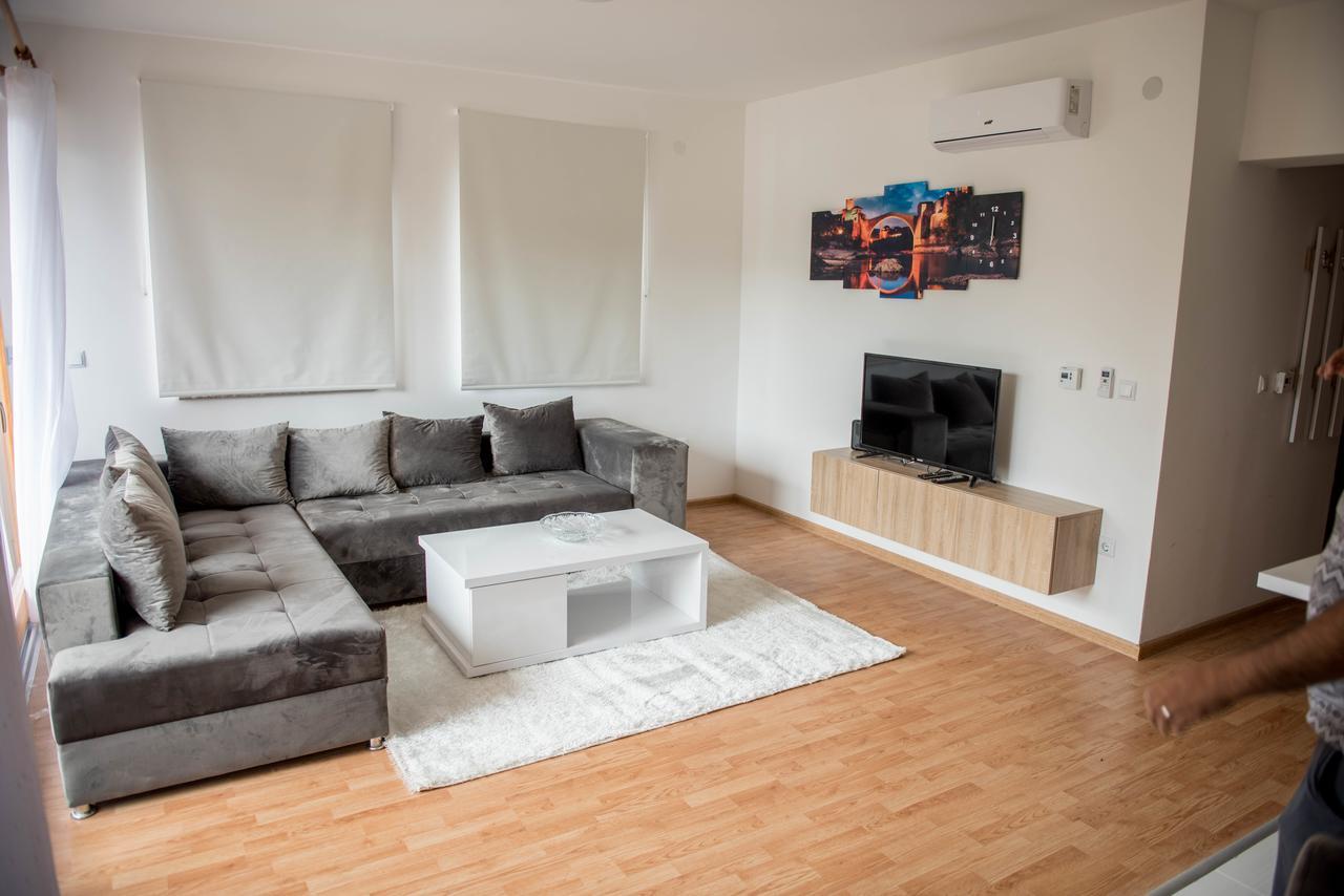 Leader Apartment Сараево Экстерьер фото