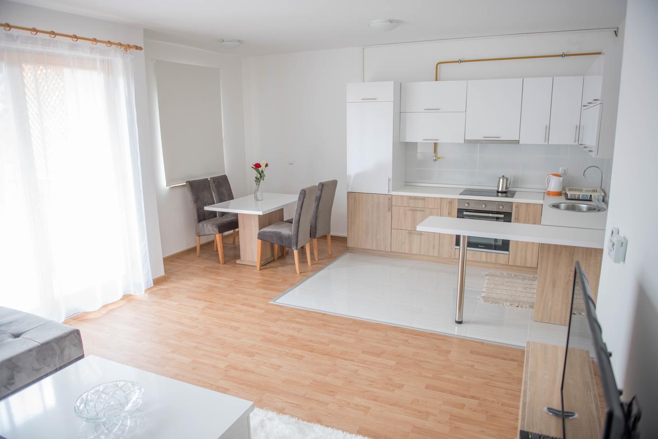 Leader Apartment Сараево Экстерьер фото