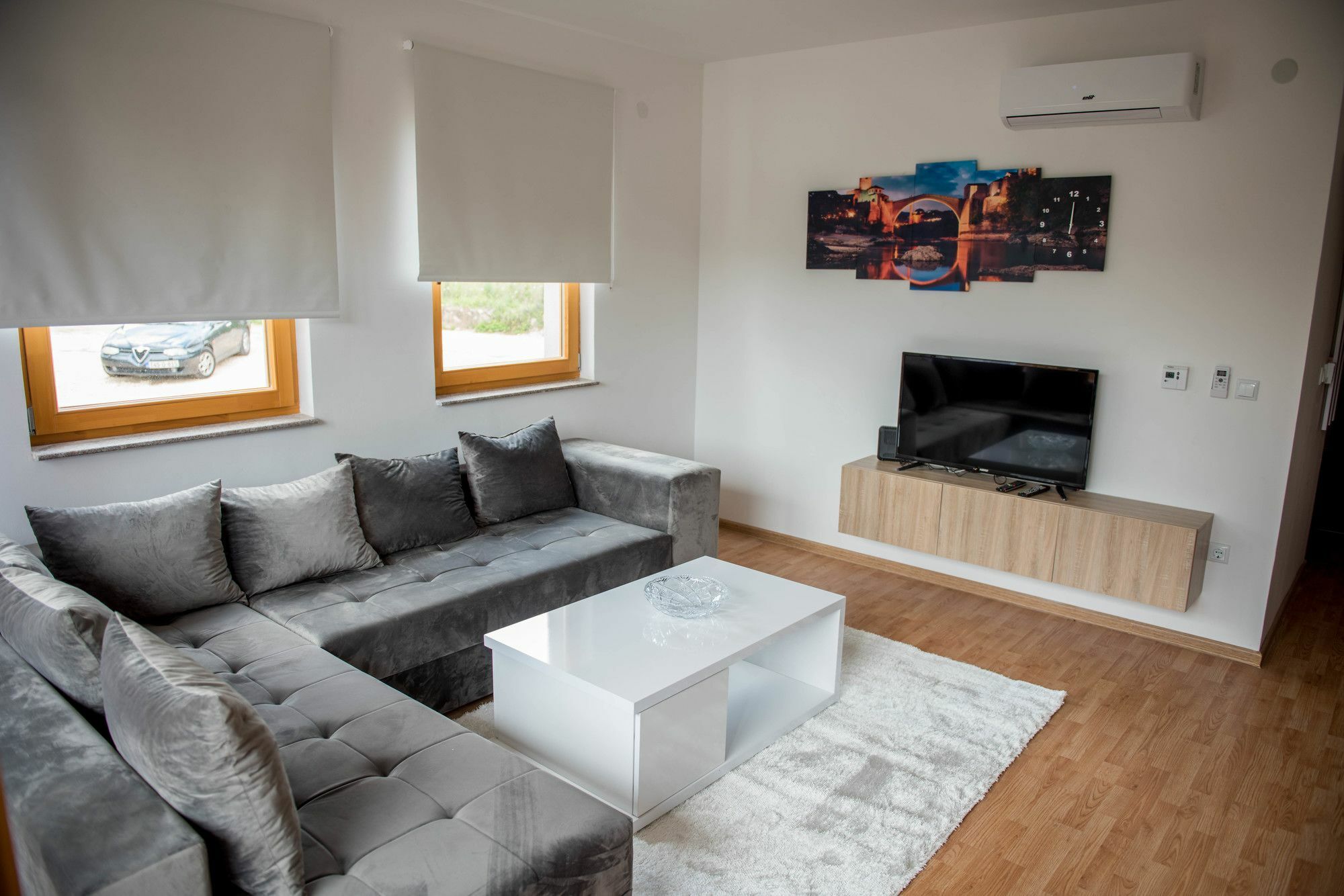 Leader Apartment Сараево Экстерьер фото