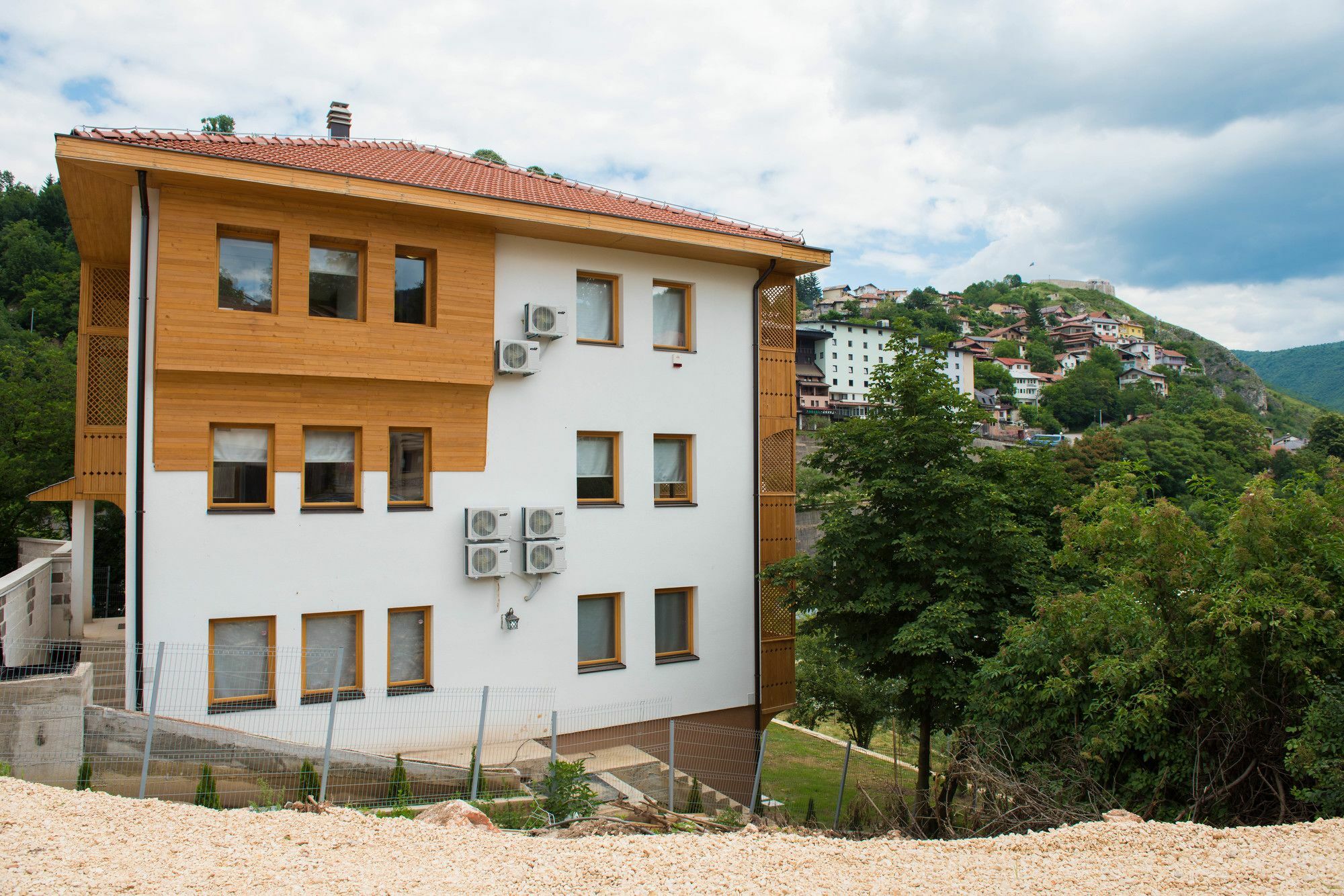Leader Apartment Сараево Экстерьер фото